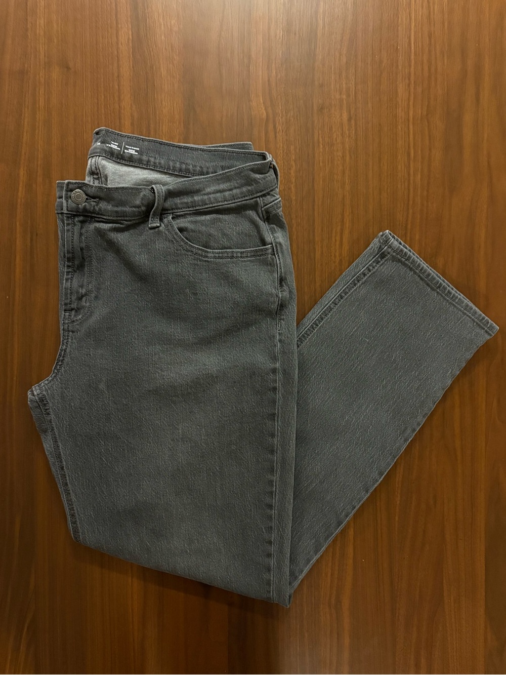 Old Navy Mid-Rise WOW Boyfriend Jeans – Size 14 – Washed Black